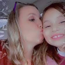 Amber Shatto's Instagram, Twitter & Facebook