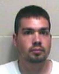 Man avoids death penalty in slaying