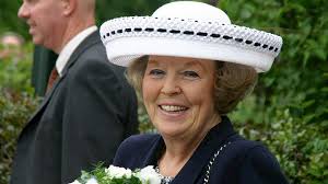 Koningin Beatrix Bezoekt Praktijkleercentrum Dronten Akkerwijzer Nl Nieuws En Kennis Voor De Akkerbouwers