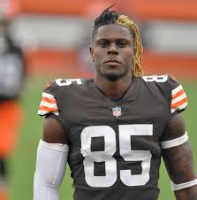 Cleveland Browns David Njoku: I'll let everything handle itself in the near  future | Dawgs By Nature