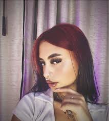 Yo yendome a dormir sabiendo que tengo a la persona más especial y bonita a  mi lado 🥰