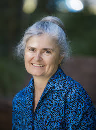 Karen Stennett's Instagram, Twitter & Facebook