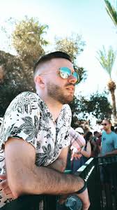 Guapisimo Cantantes Evan Craft Ropa Tropical