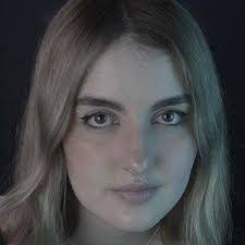 Alejandra Robledo's Instagram, Twitter & Facebook