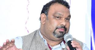 Madhavi latha comments on kathi mahesh wife. Telugu Film Critic And Actor Mahesh Kathi Banned From Hyderabad For Six Months