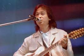 Kini sudah banyak musisi jazz beberapa di antaranya sukses menjadi lagu hits yang enak didengar dan dikenal banyak penikmat musik. 13 Lagu Lawas Indonesia Yang Bisa Bikin Kamu Nostalgia
