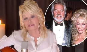 #circleoflove comes to nbc wednesday, november 30 at 9/8c. Dolly Parton Sings Kenny Rogers Hit 1977 Song Sweet Music Man Daily Mail Online