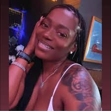 Ebony Lincoln's Instagram, Twitter & Facebook