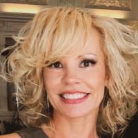 Lisa Patz's Instagram, Twitter & Facebook