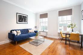 It has 1 bedroom, 1 bathroom. Stay In The Centre Of The Action Luxury Long Term London Rentals In Zone 1 All Luxury Apartments