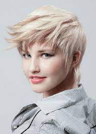 Forward Swept Short Hairstyle Short Hair Styles Pixie Short Hair With Layers Short Hair Pictures