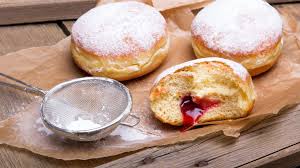 Tłusty czwartek każdego roku rozpoczyna ostatni tydzień karnawału. B8a Mecfvlmolm