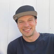 Tom Youngblood (@TomYoungblood)