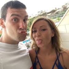 Leoni Bryan (@leonibryan18)