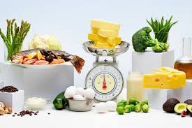 Kunyah makanan dengan benar biar mudah dicerna dan bikin perut lebih cepat kenyang. 7 Tren Diet 2019 Yang Bisa Kamu Coba Cepat Langsing Dan Sehat