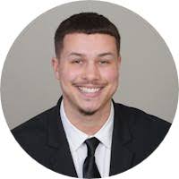 Shawn Snowden's Instagram, Twitter & Facebook