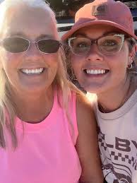 Happy Mothers Day to all the mommas out there 💞