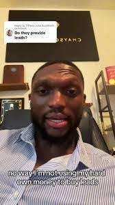 Julia Tiffany's Instagram, Twitter & Facebook