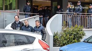 Banca del monte di foggia s.p.a. Foggia Furto Caveau Banco Di Napoli 14 Arresti