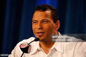 Lucille Hester, sister of Bob Hayes, accepts the award for the late... News  Photo