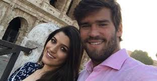 Find the newest alisson becker meme. Esposa De Alisson Becker Entra Na Brincadeira E Exalta Beleza Do Goleiro Da Selecao