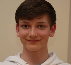 Mountainbiker kommen zurück zum Erbeskopf zum Marathonrennen