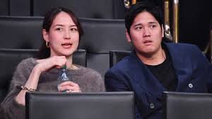 Shohei Ohtani v&agrave; Vợ Mong Đứa Con Đầu Ti&ecirc;n ĐỌC TH&Ecirc;M: https://bit.ly/4a0FI2a