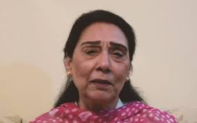 Madam Naheed khan (handcraft555)