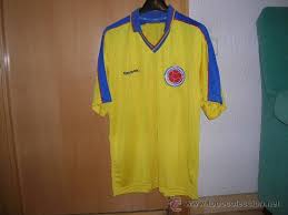 Reinaldo rueda convocó a 26 jugadores para encarar la doble jornada eliminatoria donde la selección colombia enfrentará a perú, el 3 de junio, y argentina, el 8 del mismo mes, con la premisa. Futbol Camiseta Seleccion Colombia Marca Reebok Sold Through Direct Sale 31112224