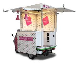 Mobile Gelateria Food Truck Piaggio Ape Maison Charrie Lion France Food Truck Piaggio Maison