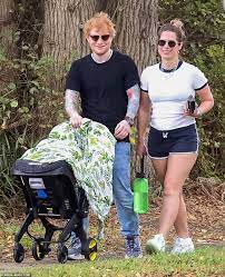 The kid's name has star quality. Ed Sheeran And Wife Cherry Seaborn Walk With Daughter Lyra In Victoria S Mornington Peninsula Aktuelle Boulevard Nachrichten Und Fotogalerien Zu Stars Sternchen