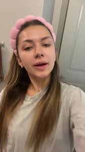 Cassie Sheppard's Instagram, Twitter & Facebook