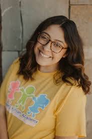 Felicia Maes's Instagram, Twitter & Facebook