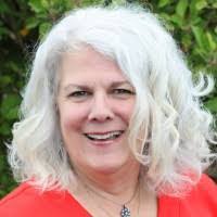 Lillie Hahn's Instagram, Twitter & Facebook