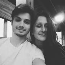 Dmitriy Doroshenko (@AyeeDmitriyD)