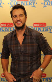 Pin By Tricia Stender On Luke Bryan Luke Bryan Family Luke Bryan Luke Bryan Concert