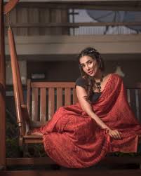 Malayalam actress navya nair latest hot photos in saree and churidar. Saree Hot Photos Gallery Parvati Nair In Saree Exposing Hot Photos Photos Hd Images Pictures Stills First Look Posters Of Saree Hot Photos Gallery Parvati Nair In Saree Exposing Hot