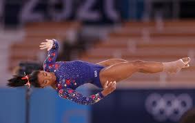 En río 2016, la joven y muy talentosa nadadora obtuvo primero la presea de plata, en los 100 metros, estilo mariposa. Dvmk Feomo Hwm