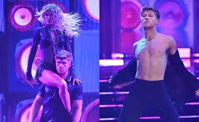 He's making Australia proud! Robert Irwin rips his shirt off in ...