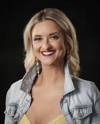 Nicole Doerr's Instagram, Twitter & Facebook