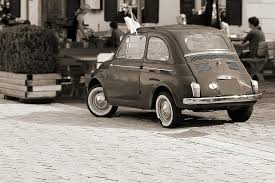 New old fiat 500, a success story by caterina festorazzi (englis. Auto Small Car Fiat Fiat 500 Old Nostalgia Nostalgic Companions Pikist