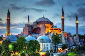 Turki, secara rasmi adalah republik turki, negara eurasia lintasan benua yang terletak di semenanjung anatolia & sebahagian kecil di semenanjung balkan di eropah tenggara. 25 Tempat Wisata Menarik Di Turki Yang Wajib Dikunjungi Travel Pelopor Paket Tour Wisata Halal Dunia