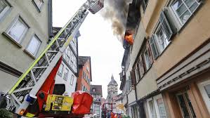 Alle infos finden sie direkt beim inserat. Brand In Schwabisch Hall Haus Brennt In Gelbinger Gasse Shisha Grund Fur Feuer Sudwest Presse Online