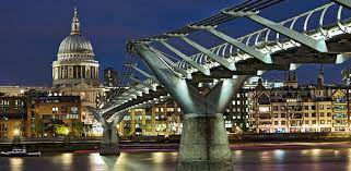 The entire walk runs along the river. London England United Kingdom Club Millennium Bridge House Runners Auf Strava