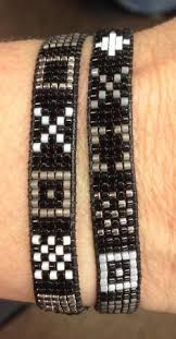 Monochromatic Double Wrap Loom Bracelet By Margaret C Boncuk Desenleri Orgu Bileklik Modelleri Boncuk Elisleri
