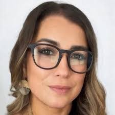 Kelly Majors's Instagram, Twitter & Facebook