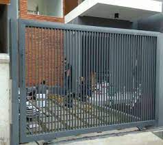 Yuk, intip inspirasi desain dan keunggulannya di sini. Pagar Dorong Lipat Minimalis Kombinasi Konstruksi Dan Taman 793409638