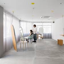 With edraw floor plan software at hand, you can visualize your idea easily at any time instead of paying someone to do. Japanese Hair Salons Dezeen