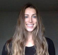 Niki Robinson's Instagram, Twitter & Facebook