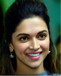 Lovely Ki Lovely Smile Deepika Padukone Hot Deepika Padukone Deepika Padukone Style